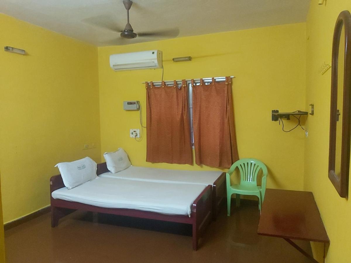Raamlaxmi Guest House Chennai Luaran gambar